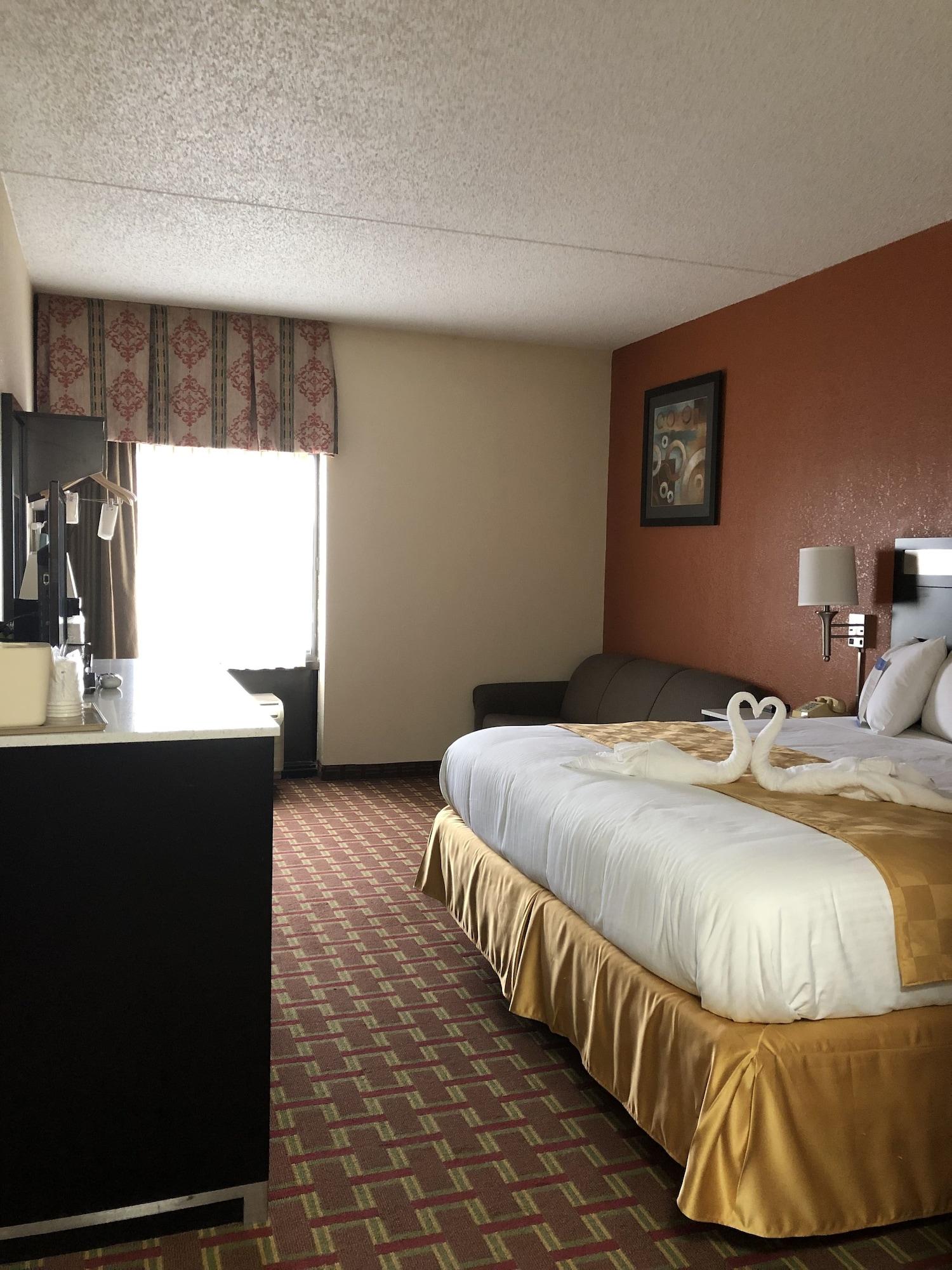 Hotel Baymont By Wyndham Cincinnati
