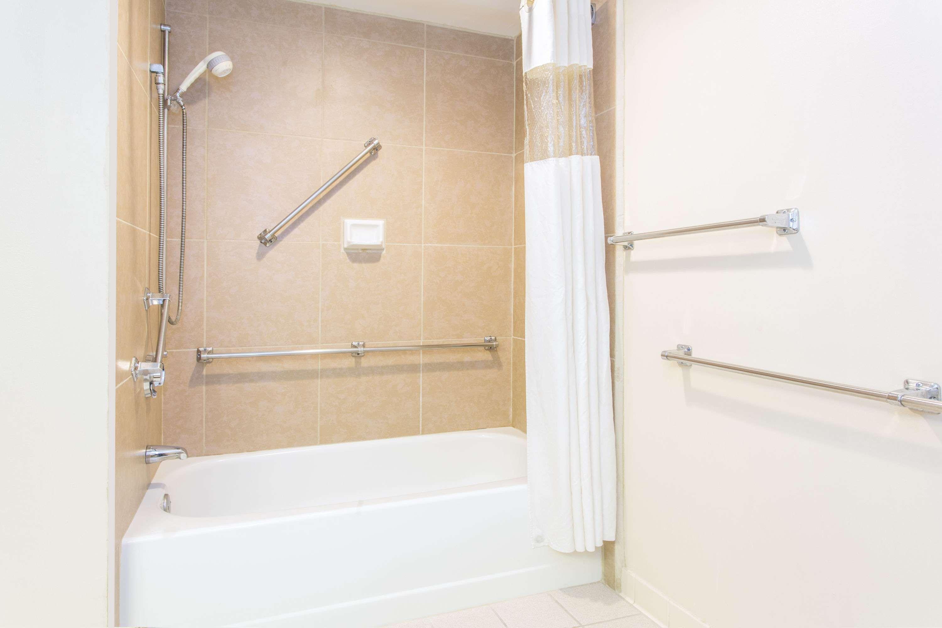 Hotel Baymont By Wyndham Cincinnati