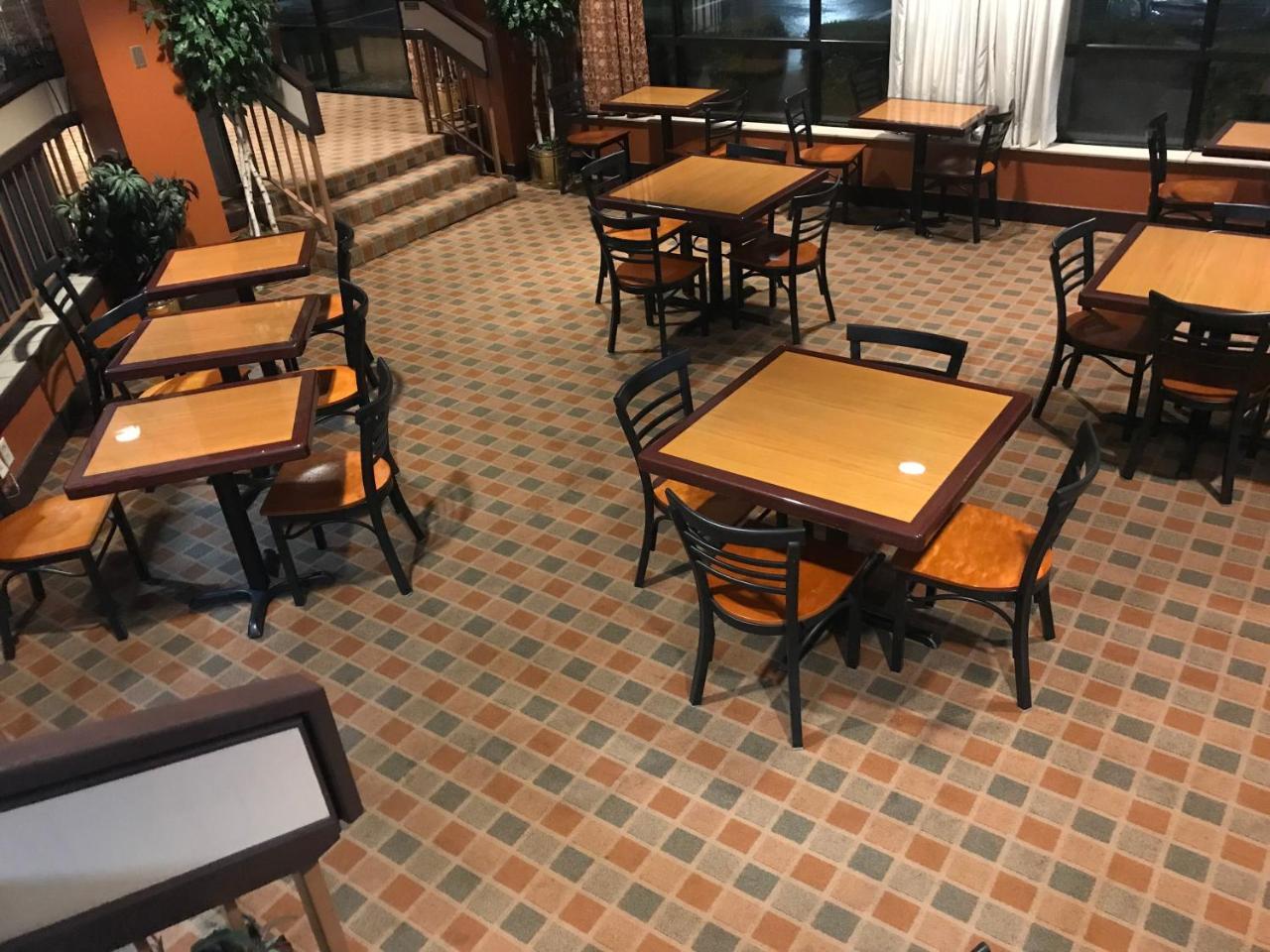 Baymont By Wyndham Cincinnati Sharonville
